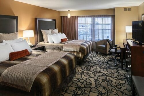 Гостиница ClubHouse Hotel & Suites - Fargo