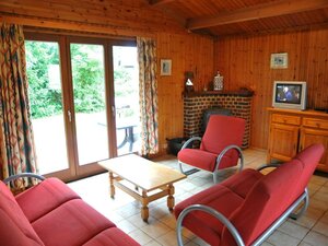 Cozy Holiday Home in Somme-leuze With Private Garden