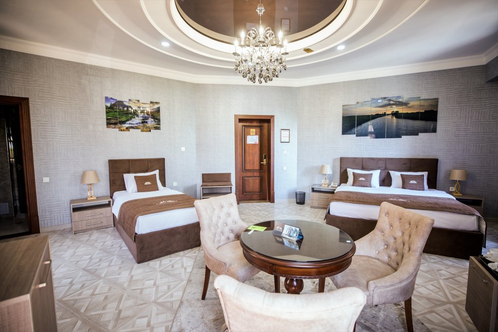 Фото Leader Hotel