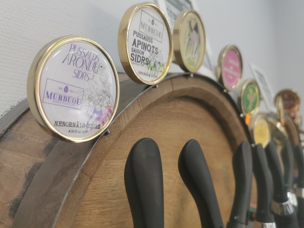 Beer shop Alus veikals Miestiņš Jūrmalā, Yurmala, photo