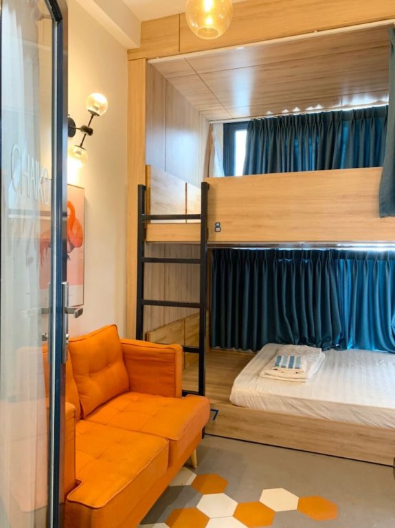 Фото Red Roses Hostel