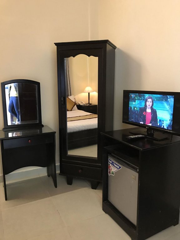 Фото Uptown Hotel