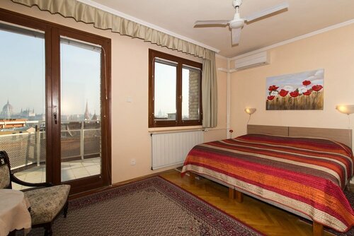 Гостиница Budavar Bed and Breakfast в Будапеште