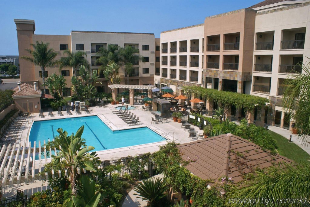 Фото Courtyard by Marriott San Diego Central