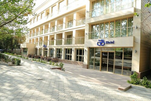 Гостиница B Hotel Bishkek в Бишкеке