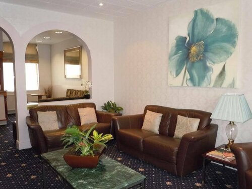 Гостиница Crystal Hotel в Кембридже