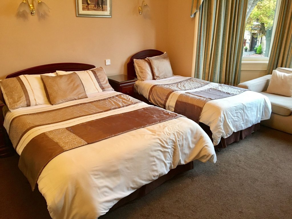 Фото отеля 4