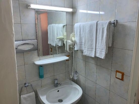 Фото Admiral Hotel