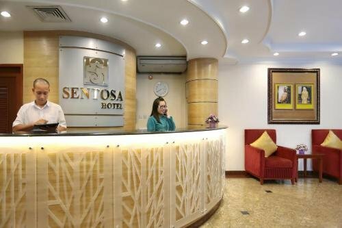 Гостиница Hotel Sentosa в Куала-Белаите