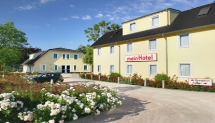 Фото отеля 1