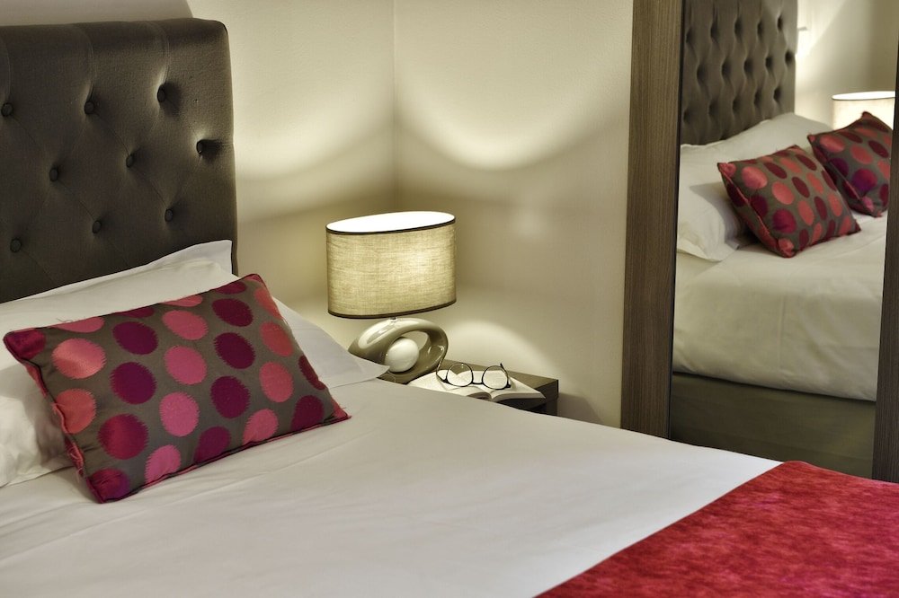 Фото Hôtel Fesch & SPA