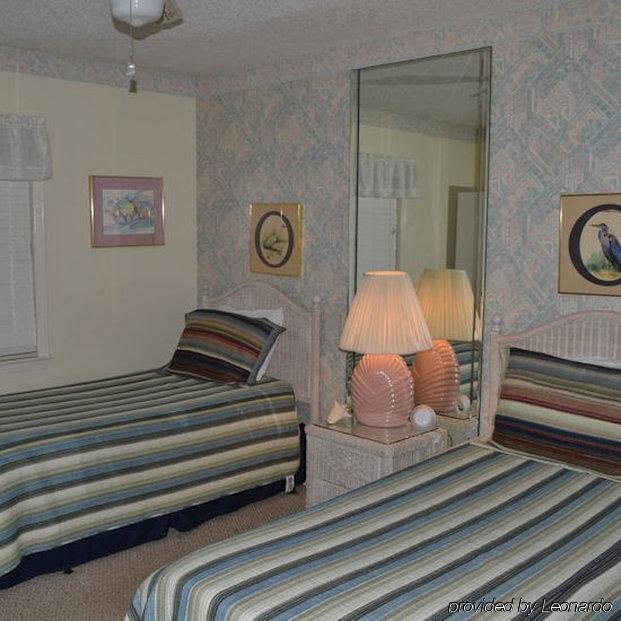 Фото Sunswept Condominiums