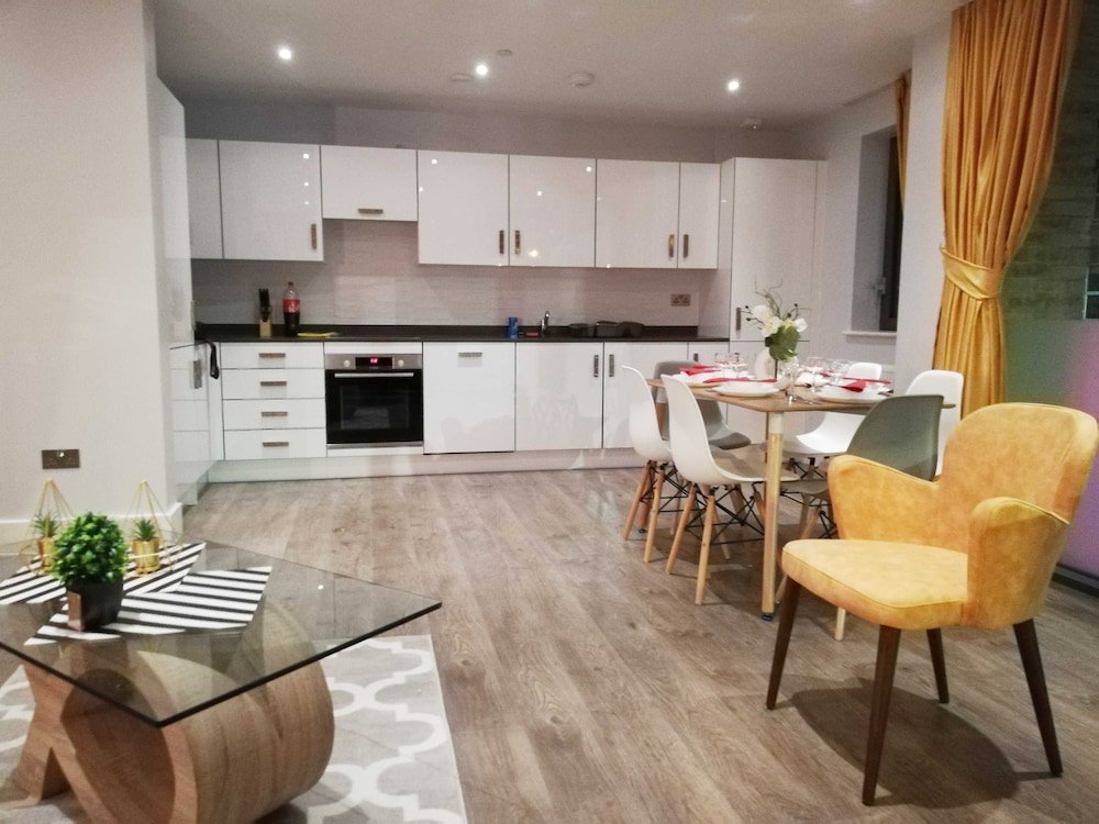 Фото Elegant Plus