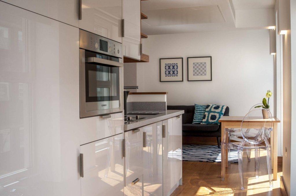 Фото Native Tower Hill