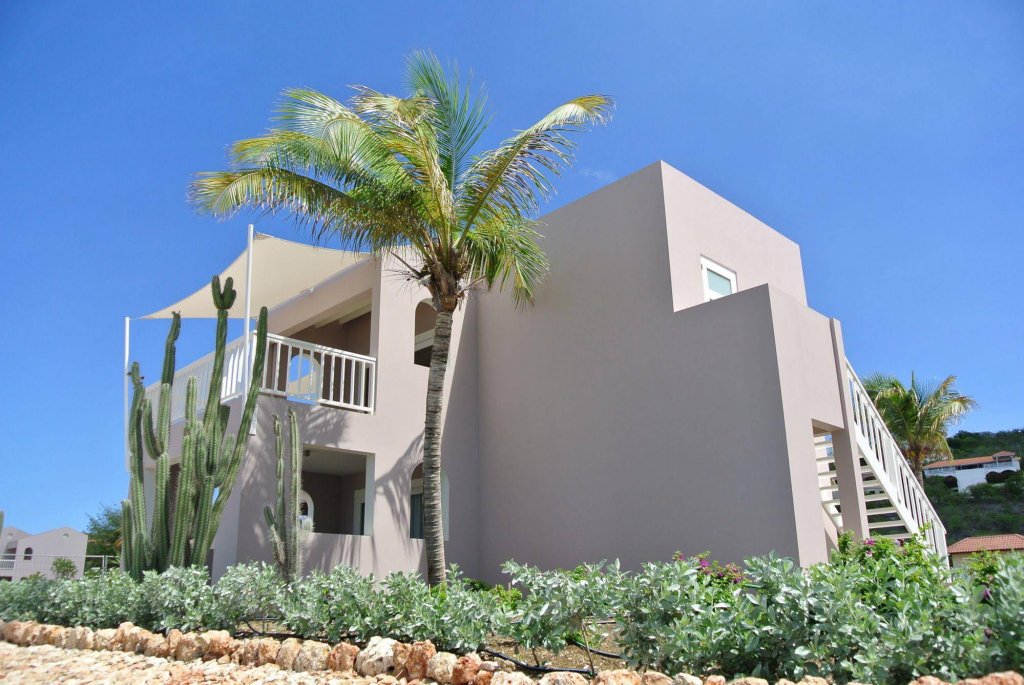 Фото Coral Estate Luxury Resort