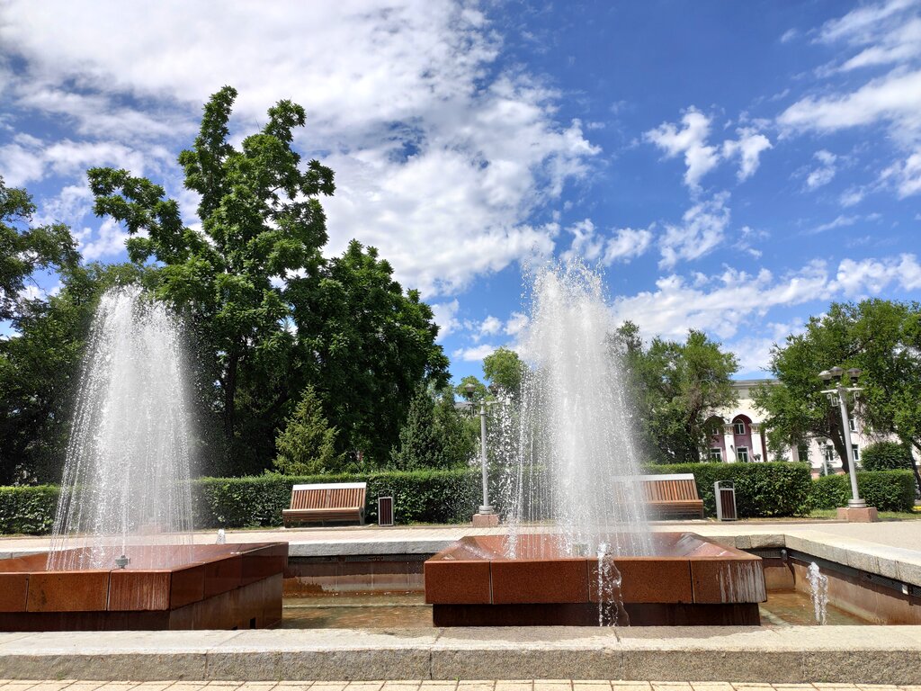 Monument, memorial Bust of D. A. Qonaev, Almaty, photo