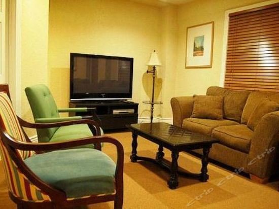 Фото Orange Village Hostel