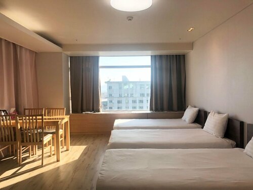 Внешний вид отеля Incheon Airport Guesthouse в Инчхоне, фото 4