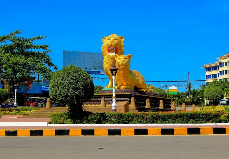 Гостиница Holiday Palace Casino Resort Sihanoukville в Сиануквиле