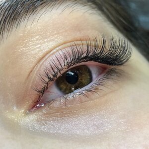 She (Chaykovskogo Street, 18Б), beauty salon