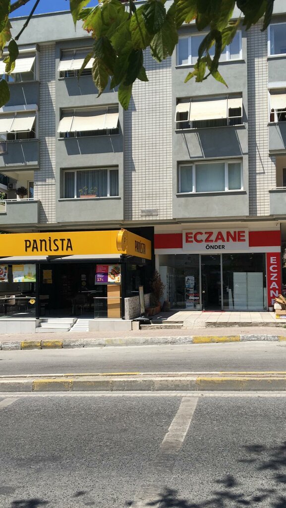 Eczaneler Önder Eczanesi, Üsküdar, foto