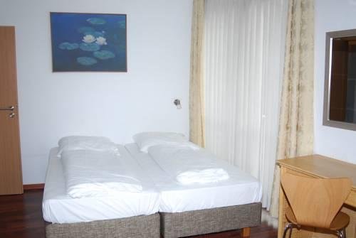 Фото Hotel Colonia