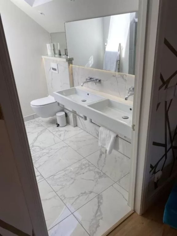 Фото The Galaxie