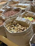 Sevorehi (проспект Генерала Острякова, 64), nueces, snacks, frutos secos