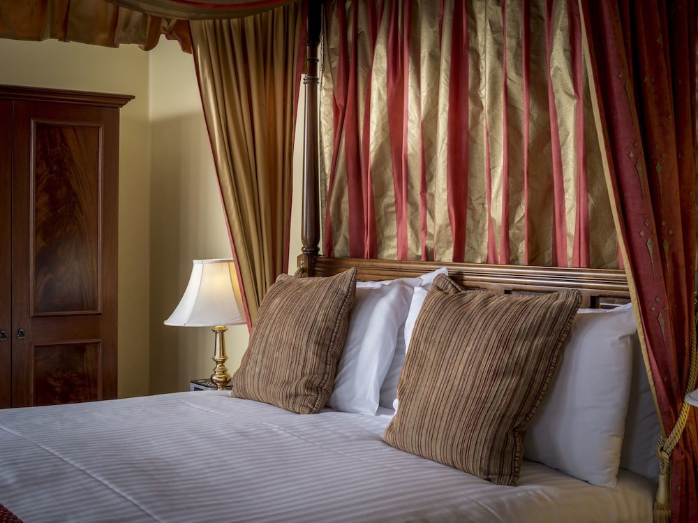 Фото The Windsor Hotel