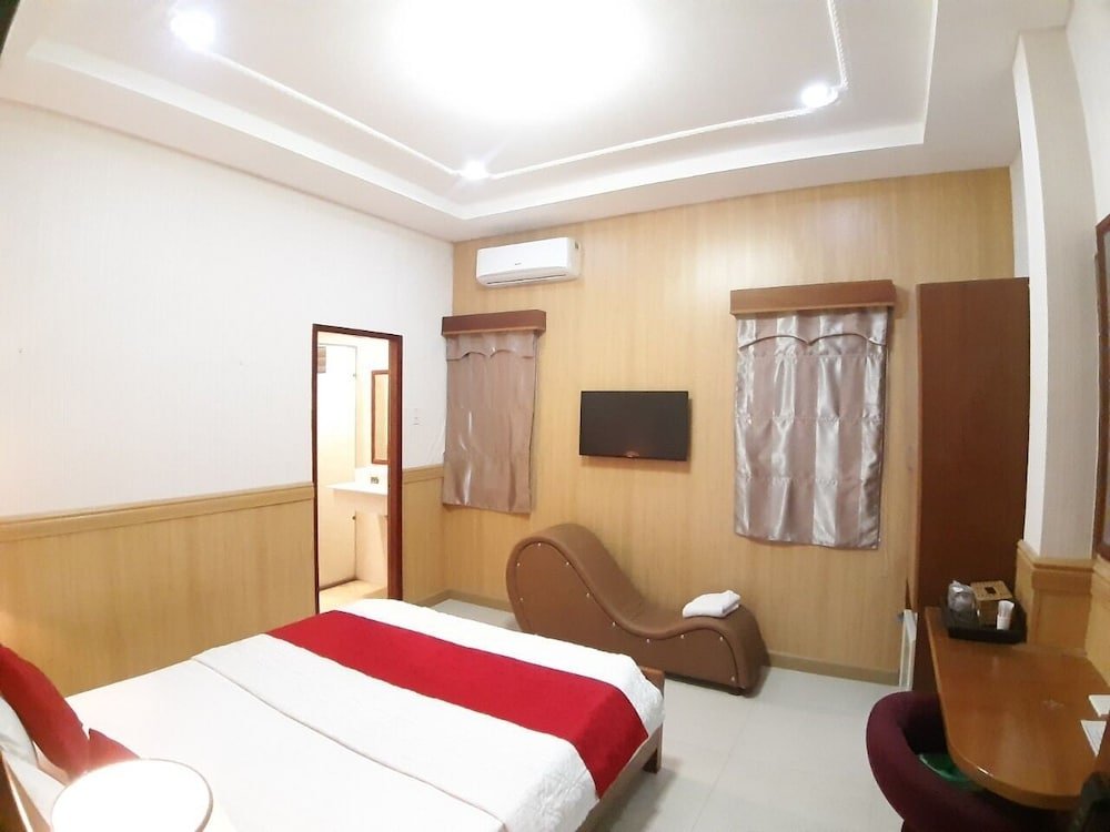 Фото Hotel Nhu Y 2