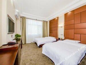 Ibis Jiayuguan Railway Station H (Gansu Province, County-level city of Jiayuguan), hotel