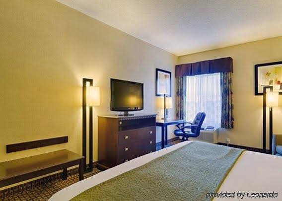Фото Quality Inn and Suites