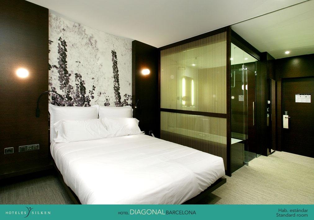 Фото The Gates Diagonal