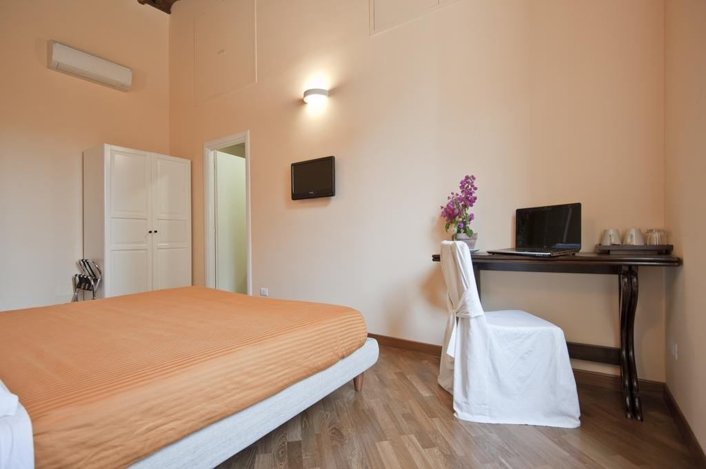 Фото History Suite