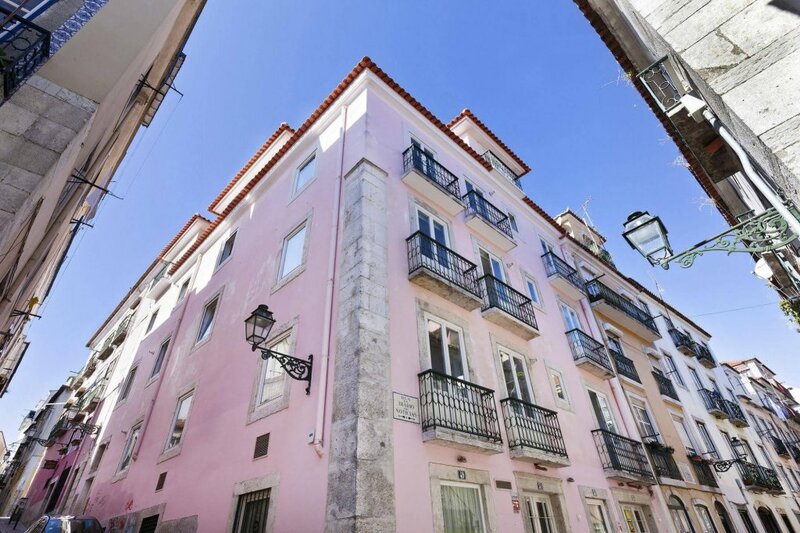 Апартаменты Hello Lisbon Bairro Alto Apartments в Лиссабоне