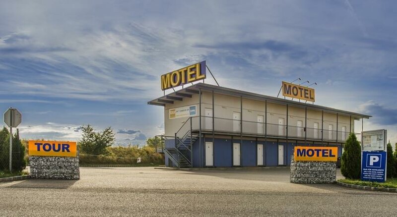 Гостиница Tour-Motel