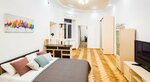 Bright and cozy apart with balcony (vulytsia Dorosha, 12) ، سكن للإيجار اليومي
