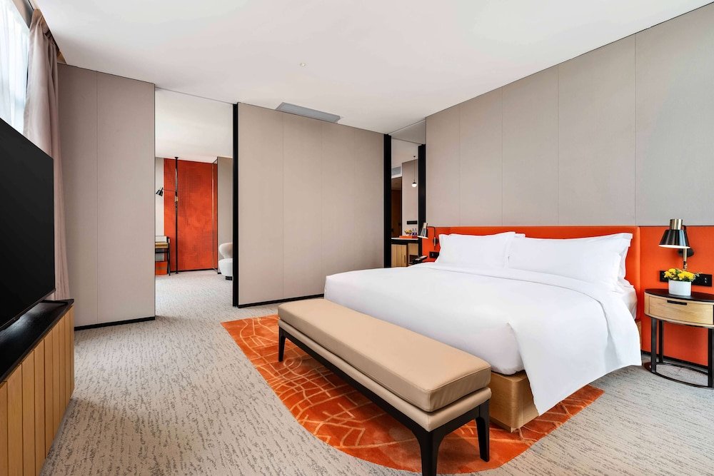 Фото Hilton Garden Inn Shenzhen Nanshan Science & Technology Park