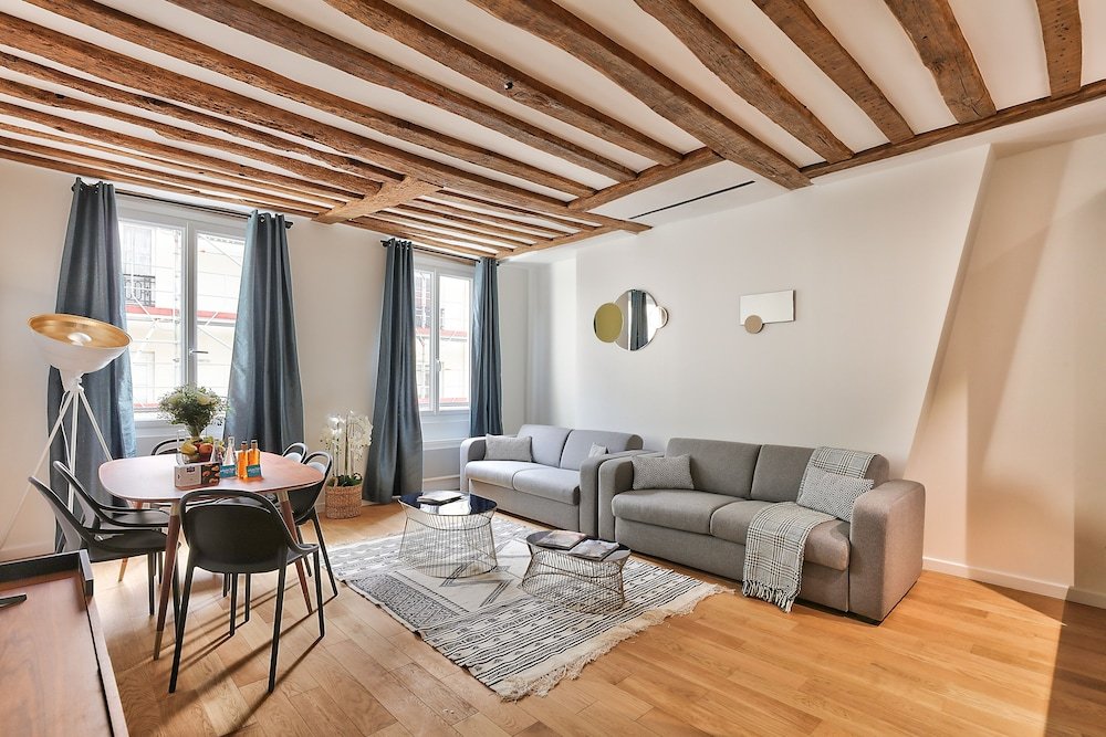 Фото 97 Urban Colonnes De Buren