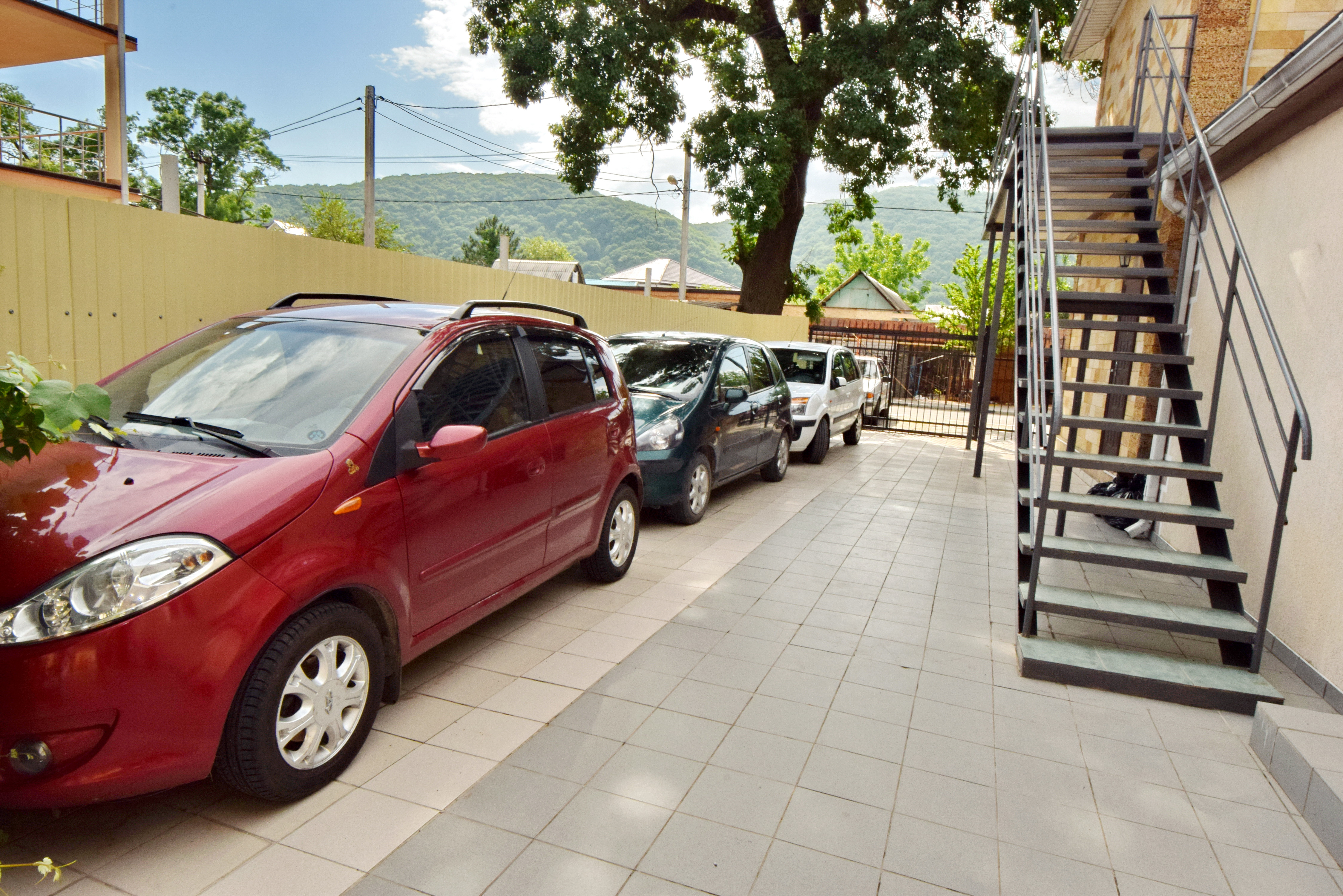 Фото отеля 2