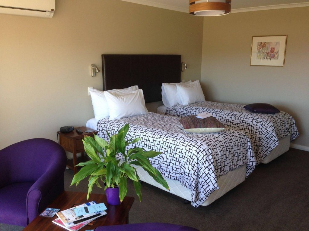 Фото Ribbonwood Country House