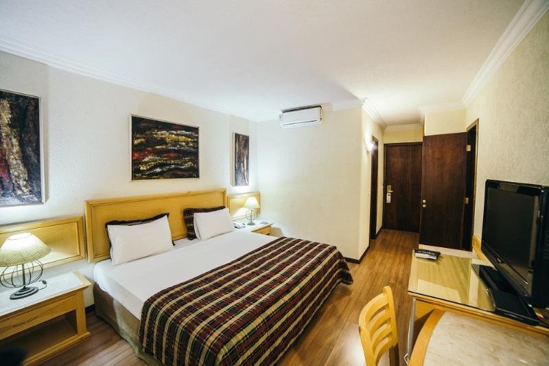 Фото Mabu Curitiba Business