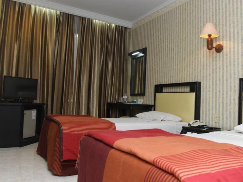 Фото Oyo 637 Yasmin Hotel