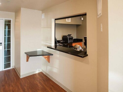 Гостиница WoodSpring Suites Tyler Rose Garden