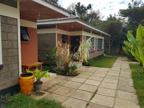 Hotel Penguin House, Nanyuki, photo