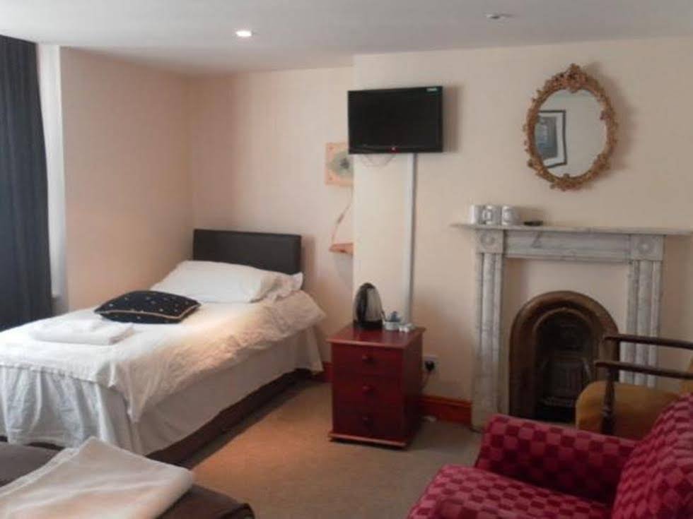 Фото The Old Palace Guest House