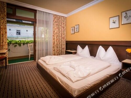 Гостиница Hotel Sifkovits