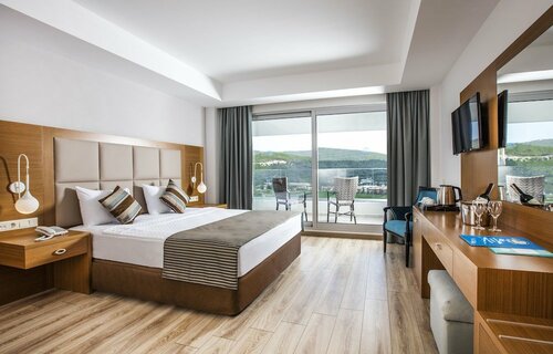 Гостиница Tusan Beach Resort в Кушадасы