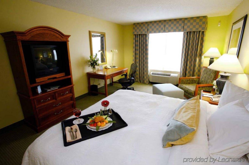 Фото Hilton Garden Inn Jacksonville Jtb/deerwood Park