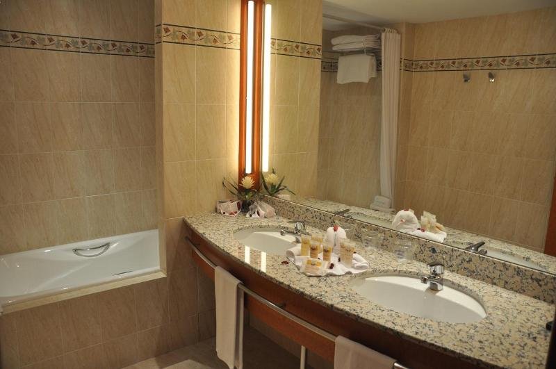 Фото Mercure Andorra